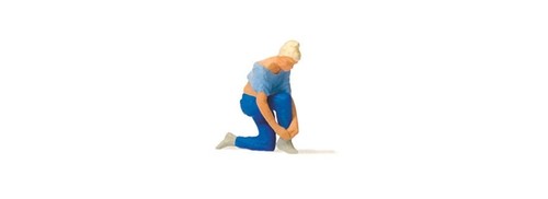 Preiser 28167 woman tying - woman,