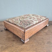 Pouf poggiapiedi vintage