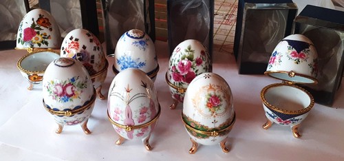 Uova collezione in - , da