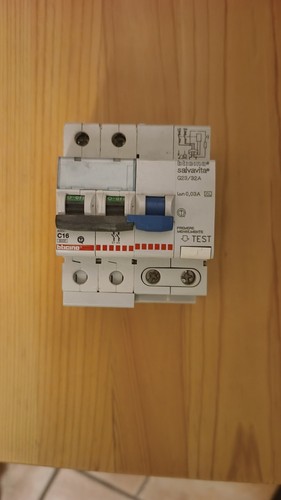 Interruttore magnetotermico - interruttore,