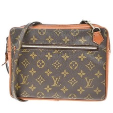 Pochette Louis Vuitton