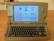 Macchina da scrivere Sharp