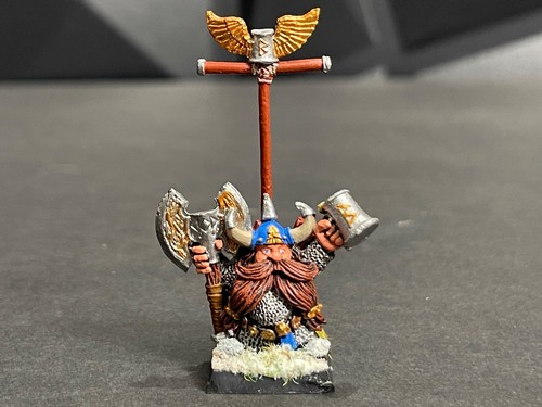 Dwarf josef bugman warhammer - dwarf,