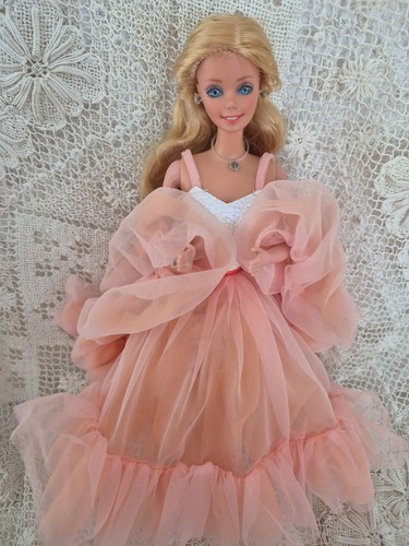 Barbie peaches cream - peaches,