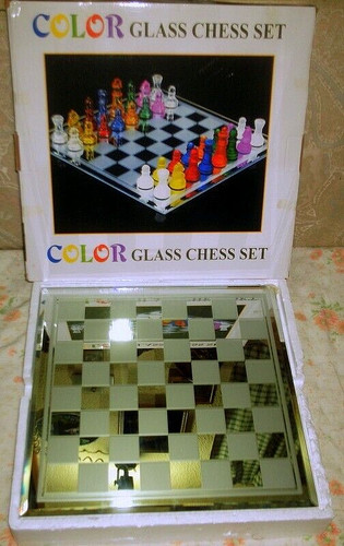Color glass chess - chess, e