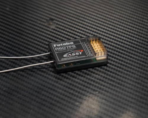 Futaba r607fs 4ghz - 2.4ghz, 7-channel