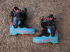 Scarpone sci alpinismo Dynafit