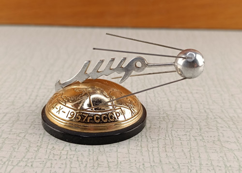 Vintage sputnik 1957 - sputnik, 1