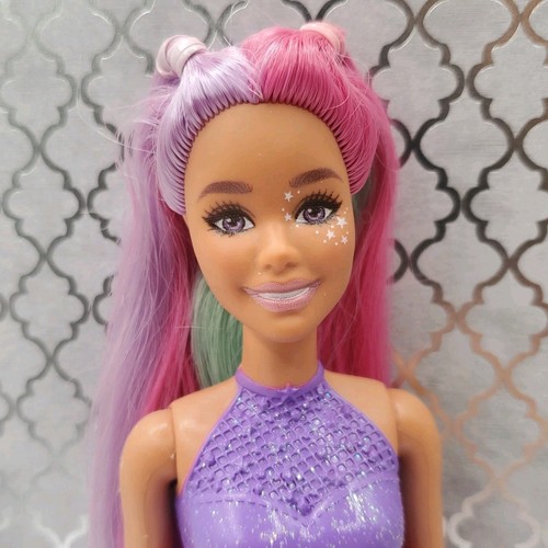 Barbie bambola tocco di - un,