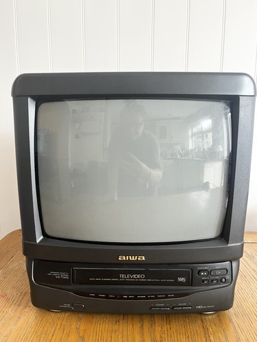 Aiwa t1410k crt tv vhs - 14",