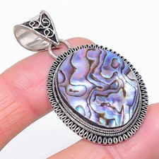 Ciondolo pietra preziosa forma