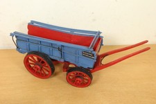 Carrello da fieno vintage