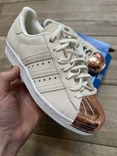 NUOVE SCARPE DA GINNASTICA