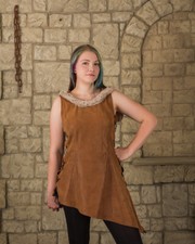 Freya abito con cappuccio marrone