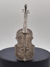 Antico violoncello in argento