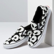 Vans Classic Slip-On Alien