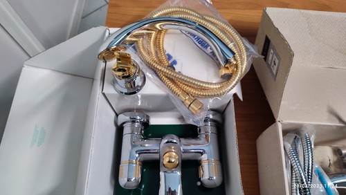 Gruppo vasca cromo - cromo, oro
