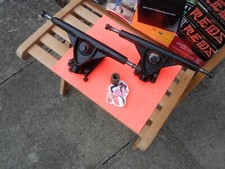 PAIR OF VAULT LONGBOARD TRUCKS