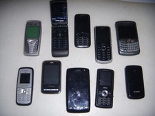 STOCK 10 CELLULARI BLACKBERRY NGM VINTAGE TELEFONI VECCHI LOTTO N. 16+REGALI