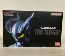 Ultra Replica Zero Slugger ULTRAMAN Zero Figure Giocattolo Anime BANDAI