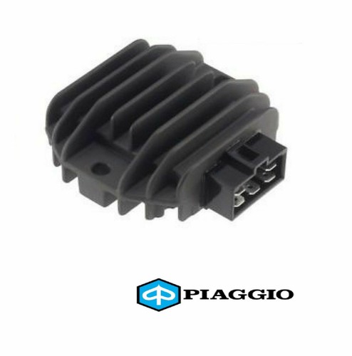 Regolatore tensione piaggio - di,