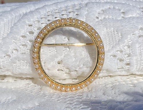 Spilla cerchio vintage con