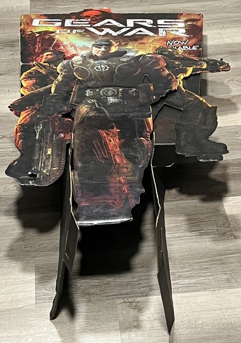 Gears war standee gamestop - war,