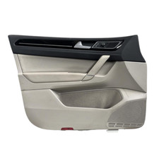 VOLKSWAGEN Golf 7 Sportsvan