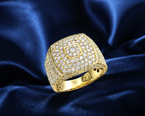 Anello uomo lusso rotondo