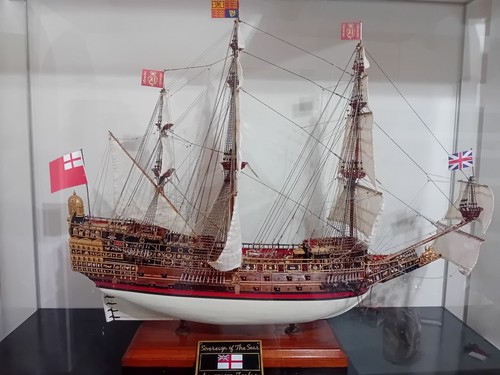 Sovereign the seas - sovereign, of
