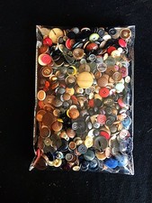 stock di bottoni misti di vari