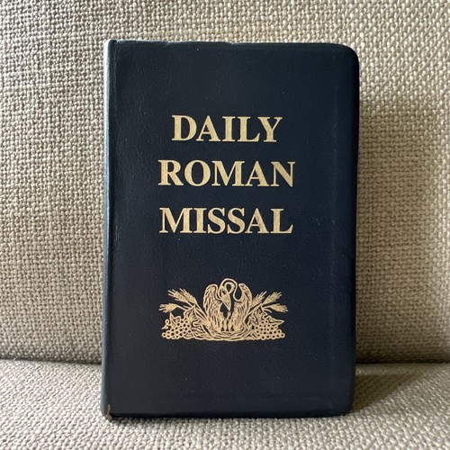 Daily roman missal complete - daily,