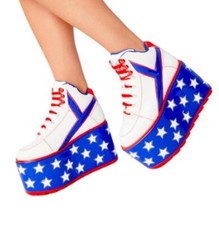 Nuove scarpe YRU Star Qozmo