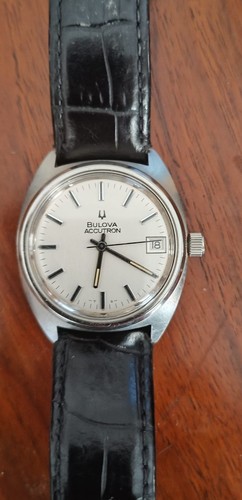 Bulova accutron 38mm day - accutron, date