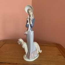 LLADRO Vintage #1537 Signora
