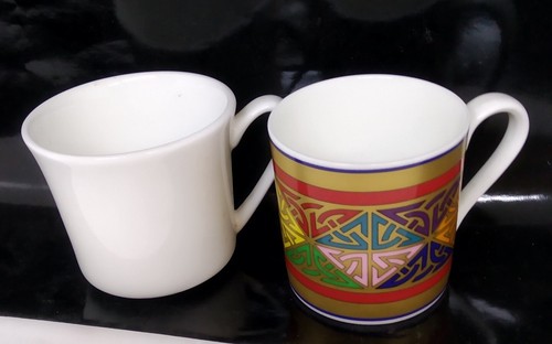 Due tazze caffè senza - due,