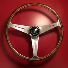 RESTORATION SERVICE FOR WOODEN STEERING WHEELS - OFFRO RESTAURO VOLANTI IN LEGNO