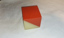 Cubo in resina 70 space age