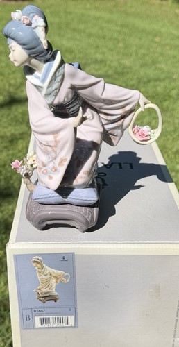 Lladro figurine michico 8 - lladro, "michico"
