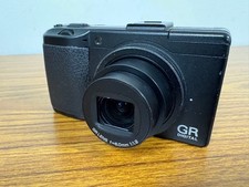Fotocamera digitale compatta