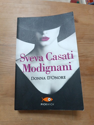 Sveva casati modignani donna - casati,