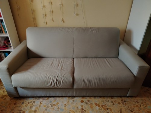 Divano letto matrimoniale
