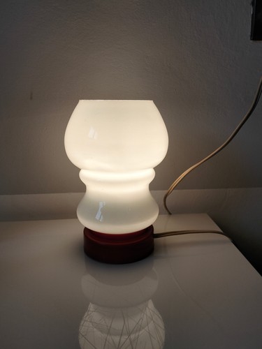 Piccola lampada comodino - piccola,