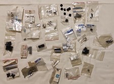 Leve, Pulsanti Ricambio