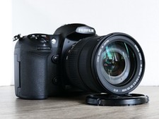 FUJIFILM S5 PRO con obiettivo