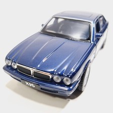 Showcast Jaguar XJ6 Navy Blue