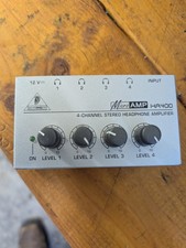 Behringer MicroAmp HA400