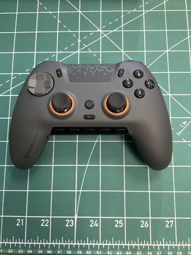 Scuf envision pro - pro, controller