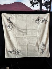 Copritavolo vintage ricamato a