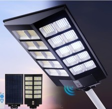 Lampione Stradale Led 2000W con Pannello Solare  2025 Telecomando Crepuscolare